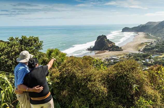 Auckland Guided Wilderness Walk - Step off the beaten track